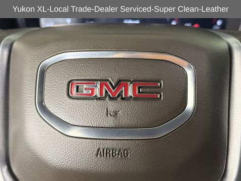 Used 2022 GMC Yukon XL SLT w/ SLT Luxury Package image 27
