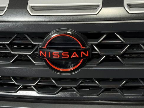 Used 2025 Nissan Frontier PRO-4X w/ Interior Protection Package AWD/4WD image 11
