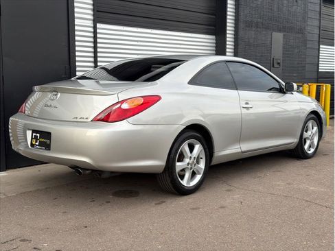 Used 2006 Toyota Solara SLE image 3