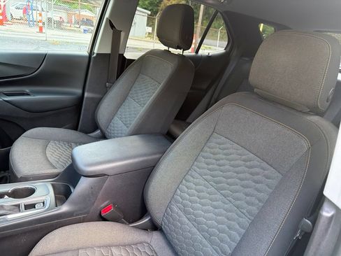 Used 2019 Chevrolet Equinox LT FWD image 9