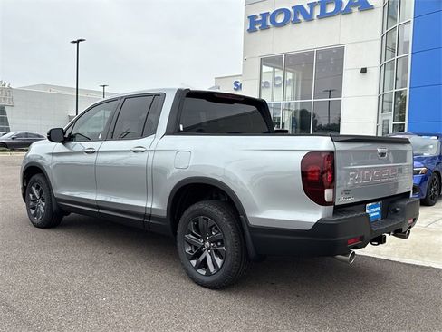 New 2025 Honda Ridgeline Sport image 3