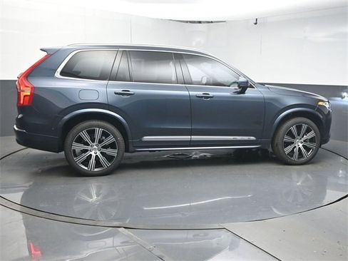 Used 2024 Volvo XC90 T8 Plus w/ Protection Package Premier image 8
