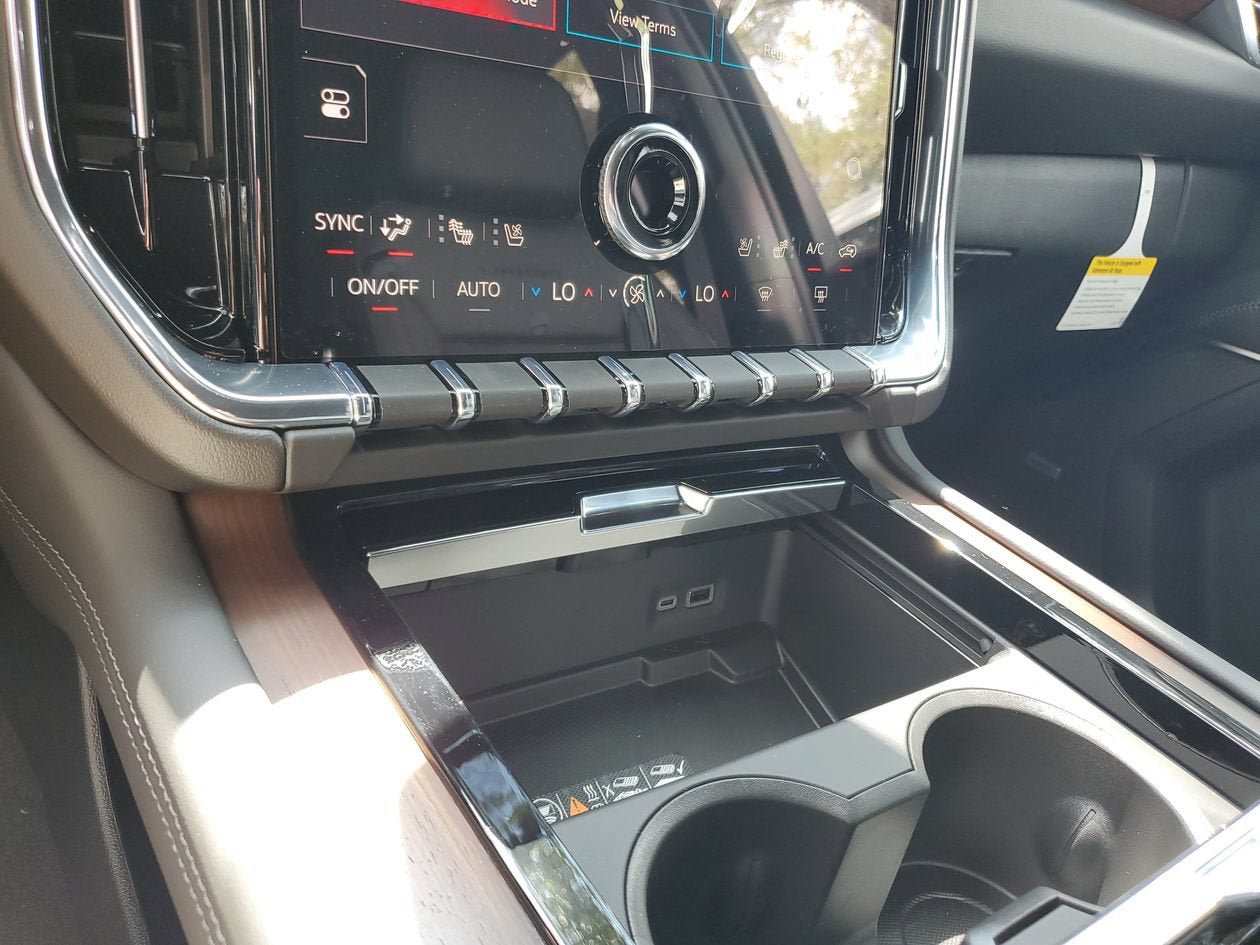 New 2026 GMC Yukon Denali RWD image 23