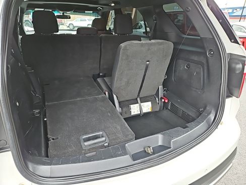 Used 2016 Ford Explorer XLT w/ Equipment Group 201A image 17