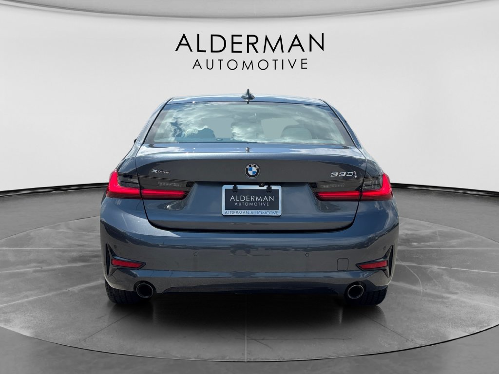 Used 2019 BMW 330i xDrive Sedan w/ Premium Package AWD/4WD image 4