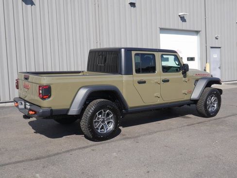 New 2025 Jeep Gladiator Mojave w/ Convenience Group image 12