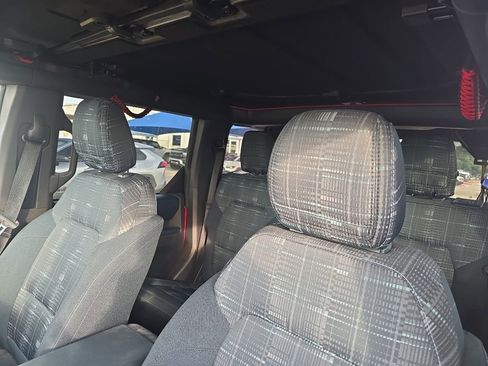 Used 2023 Ford Bronco Heritage Edition AWD/4WD image 5