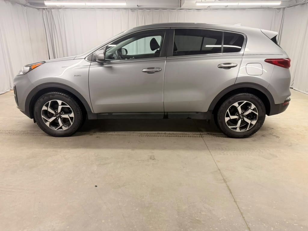 Used 2021 Kia Sportage LX AWD/4WD image 7
