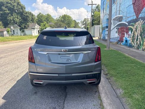 Used 2021 Cadillac XT5 Premium Luxury AWD/4WD image 6