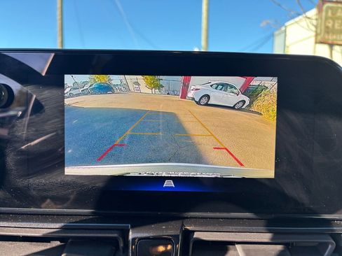 Used 2025 Chevrolet TrailBlazer LT image 17