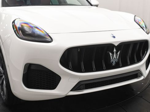 New 2026 Maserati Grecale Modena image 25