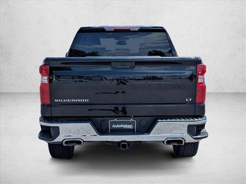 Used 2023 Chevrolet Silverado 1500 LT w/ Z71 Off-Road Package AWD/4WD image 6