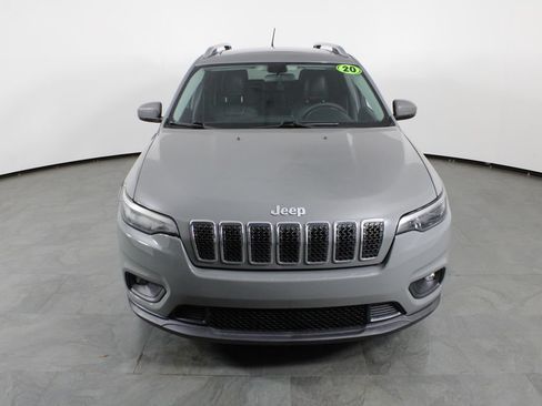 Used 2020 Jeep Cherokee Latitude Plus FWD image 11