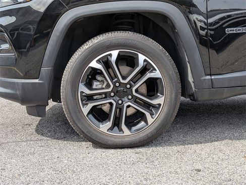 Used 2022 Jeep Compass Limited image 26