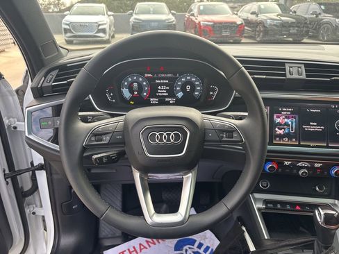 Certified 2025 Audi Q3 2.0T Premium w/ Convenience Package image 20
