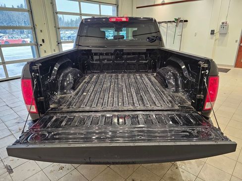 Used 2019 RAM 1500 Express w/ Express Value Package image 4