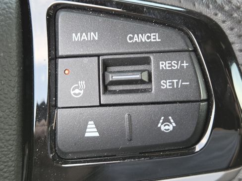 Used 2025 Honda Ridgeline Black Edition image 9