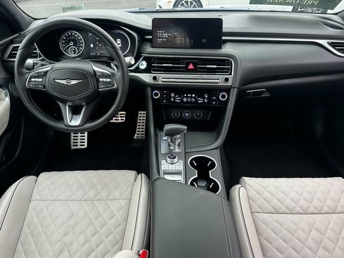 Used 2025 Genesis G70 3.3T Advanced w/ Sport Prestige Package image 14