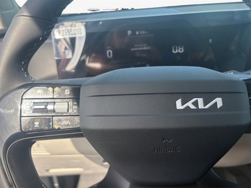 New 2026 Kia Sorento X-Line EX image 25