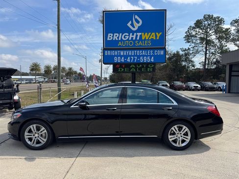 Used 2017 Mercedes-Benz S 550 4MATIC Sedan image 2