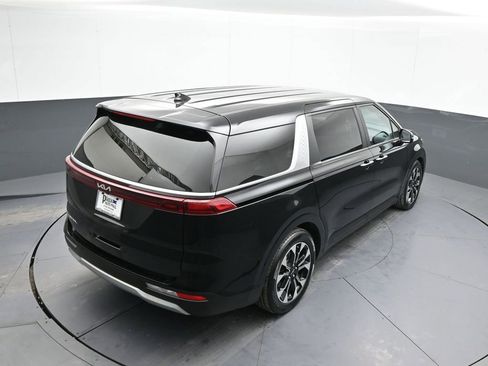 Certified 2023 Kia Carnival EX image 38