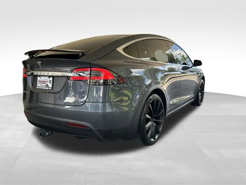Used 2018 Tesla Model X 75D AWD/4WD image 3