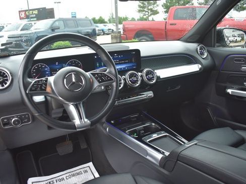 Used 2024 Mercedes-Benz GLB 250 image 18