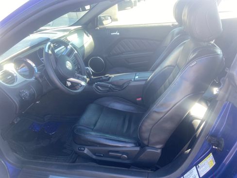 Used 2014 Ford Mustang GT Premium image 9
