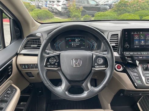Used 2022 Honda Odyssey Elite image 15