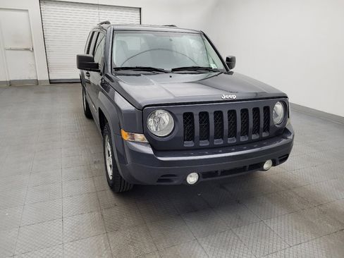 Used 2016 Jeep Patriot Sport w/ Power Value Group image 14