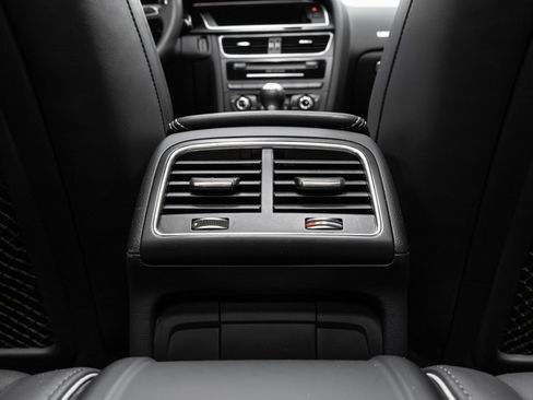 Used 2013 Audi RS 5 Cabriolet image 26