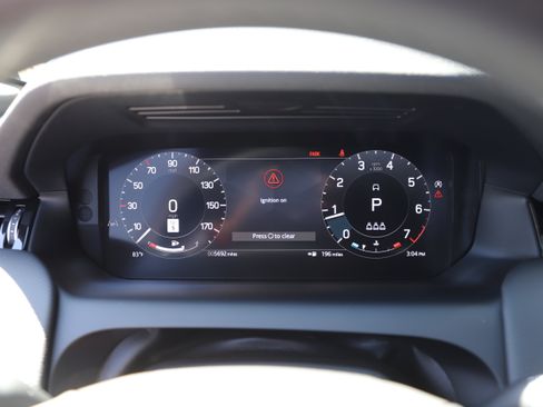 Certified 2025 Land Rover Discovery Sport Dynamic SE AWD/4WD image 21