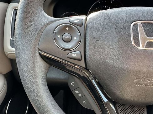 Used 2016 Honda HR-V EX image 12