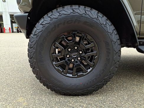 Used 2025 Ford Bronco Raptor AWD/4WD image 9