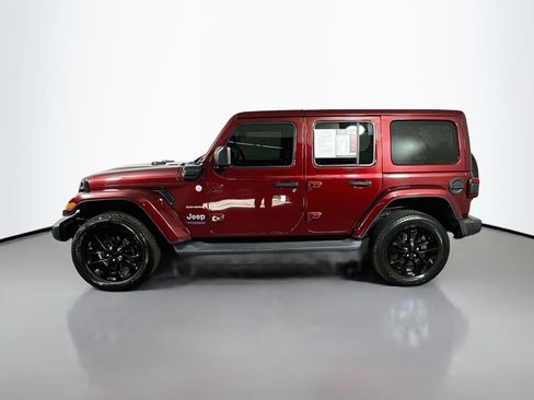 Used 2021 Jeep Wrangler Unlimited Sahara w/ Cold Weather Group AWD/4WD image 5
