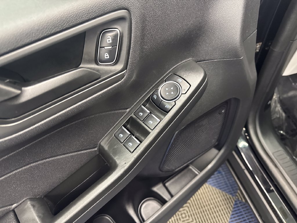 Used 2023 Ford Escape Active AWD/4WD image 12
