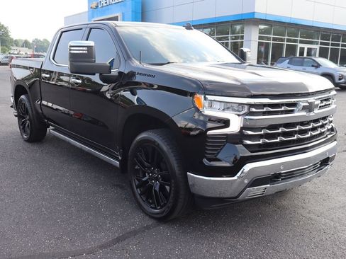Used 2024 Chevrolet Silverado 1500 LTZ w/ Technology Package AWD/4WD image 2