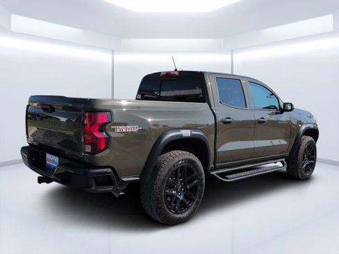 Used 2024 Chevrolet Colorado Trail Boss w/ Advanced Trailering Package AWD/4WD image 3
