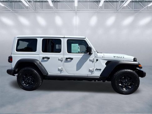 Certified 2023 Jeep Wrangler Unlimited w/ Cold Weather Group AWD/4WD image 3