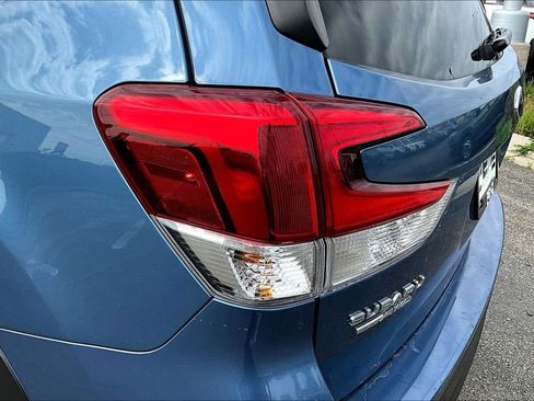 Used 2022 Subaru Forester Limited AWD/4WD image 21