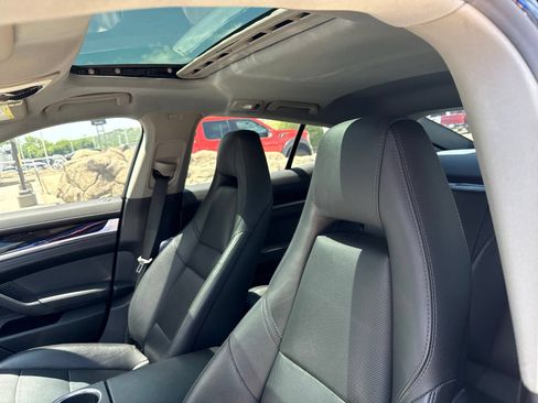Used 2016 Porsche Panamera 4 AWD/4WD image 14