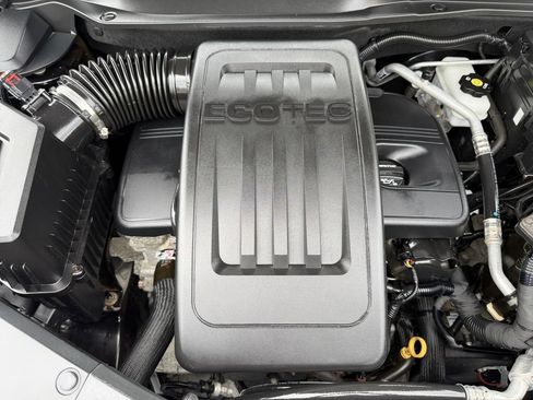 Used 2017 Chevrolet Equinox LS AWD/4WD image 19