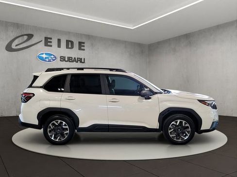 Used 2026 Subaru Forester Premium AWD/4WD image 5