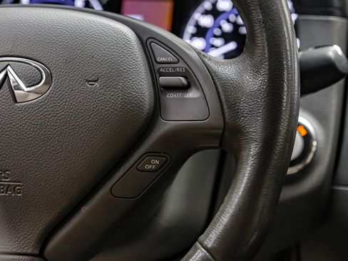 Used 2015 INFINITI Q40 image 21