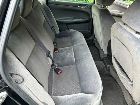 Used 2011 Chevrolet Impala LT FWD image 24