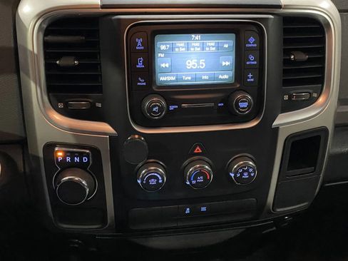 Used 2020 RAM 1500 Classic SLT image 15