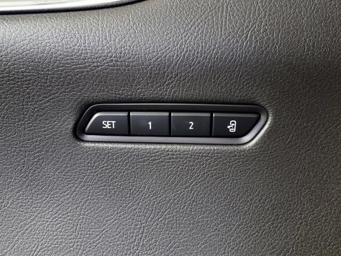 Used 2023 Cadillac XT6 Luxury FWD image 19