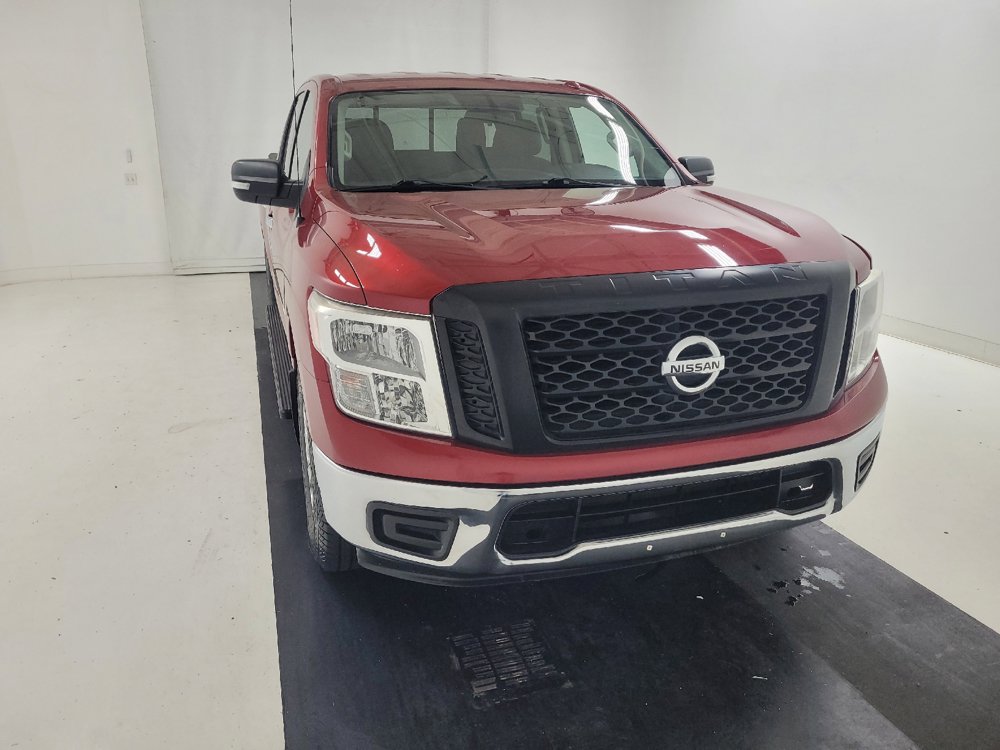 Used 2018 Nissan Titan SV RWD image 14