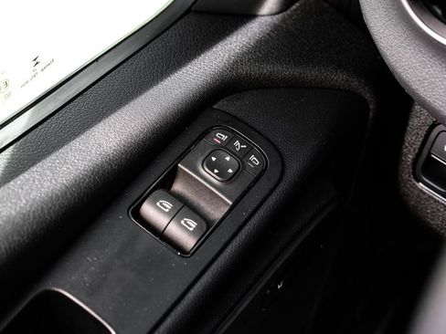 Used 2025 Mercedes-Benz Sprinter 2500 w/ Dashboard Charging Package image 34