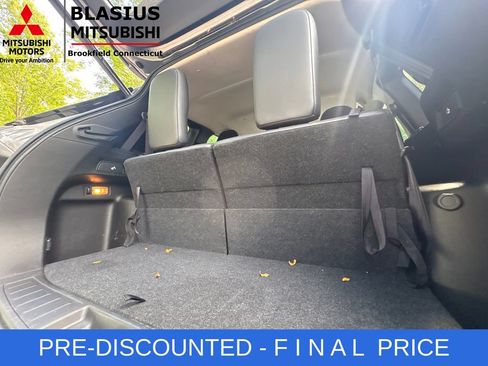 Used 2022 Mitsubishi Outlander SE AWD/4WD image 39